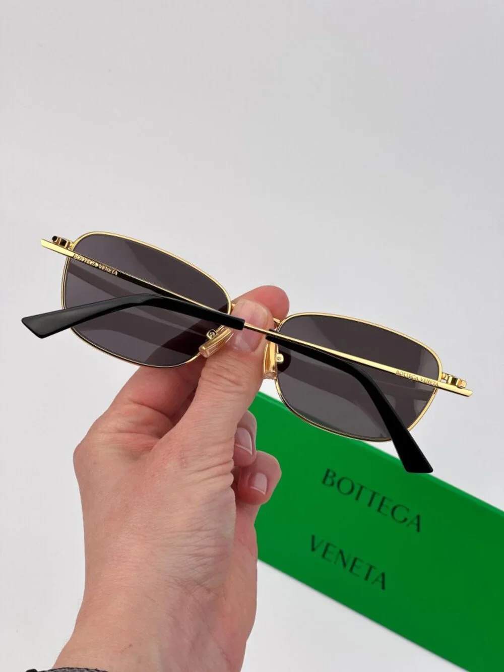Bottega Veneta Women’s Sunglasses Gold Grey Rectangle BV1300S 001 New Authentic